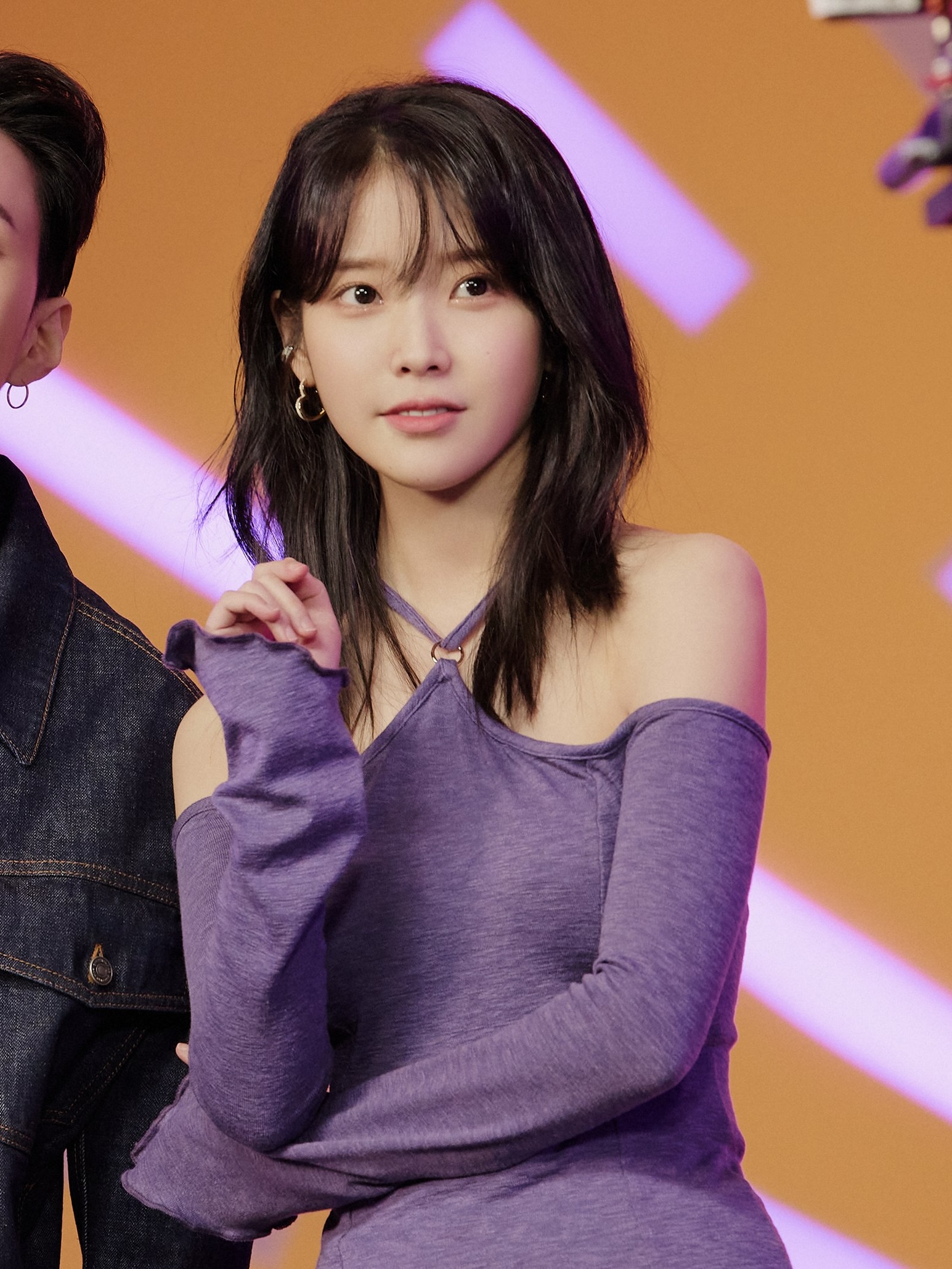 [잡담] 아이유 가나다라는 다시봐도 ㄹㅈㄷ네 | 인스티즈