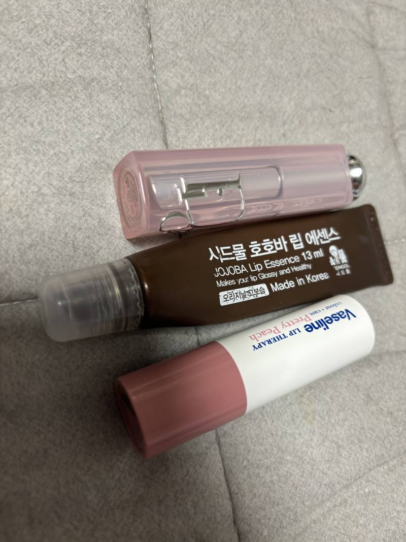 [잡담] 지금 쓰고 있는 립밤 3개 | 인스티즈