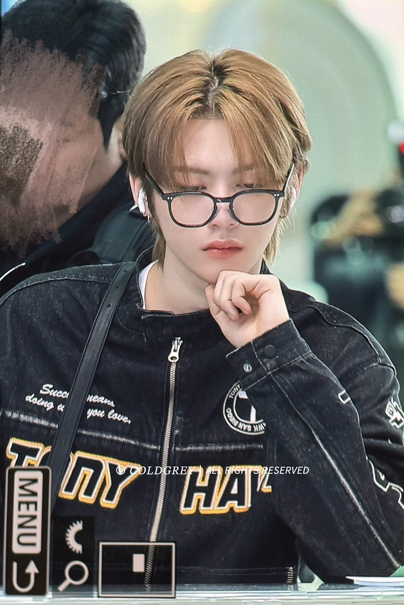 [잡담] 한태산은 공항 프리뷰가 ㄹㅇ어케 이럼 | 인스티즈