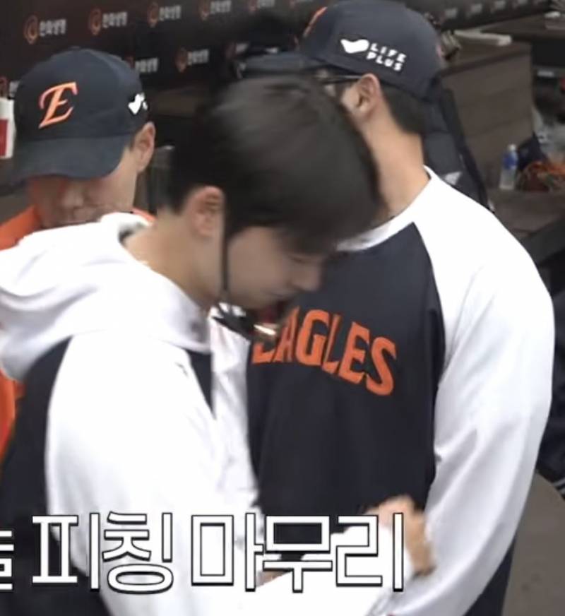 [잡담] 엄상백 알다가도 모르겠다ㅋㅋㅋㅋㅋㅋㅋㅋ | 인스티즈