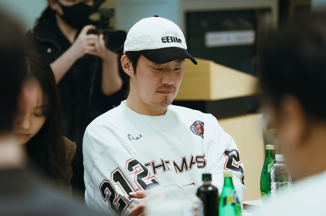 [정보/소식] 이재욱, 지옥의 노동 현장 투입고민시 김민하 이희준과 '꿀알바' 출연 | 인스티즈