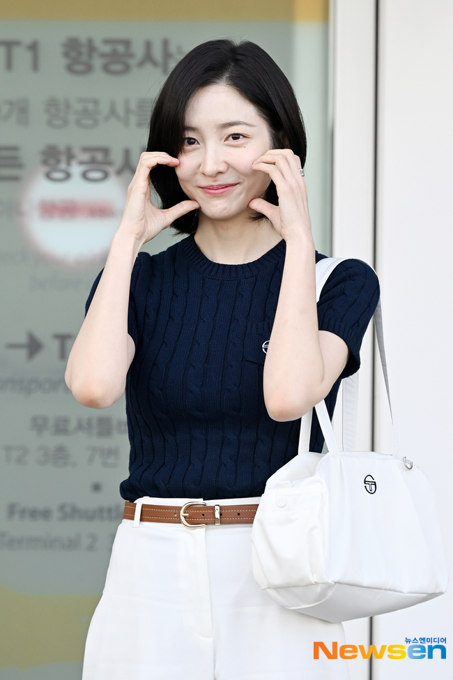 [정보/소식] 박지현, 서인국 만날까 "'내일도 출근' 검토 중인 작품” [공식] | 인스티즈