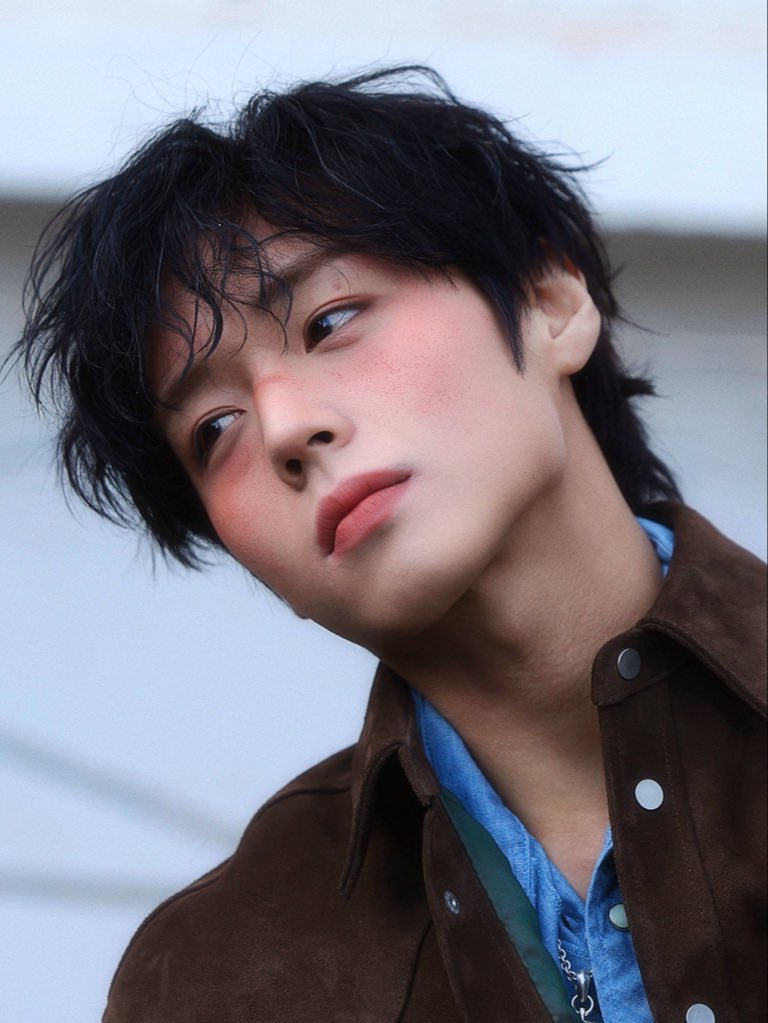 [잡담] 박지훈 에스콰이어 비하인드 개잘생김 | 인스티즈