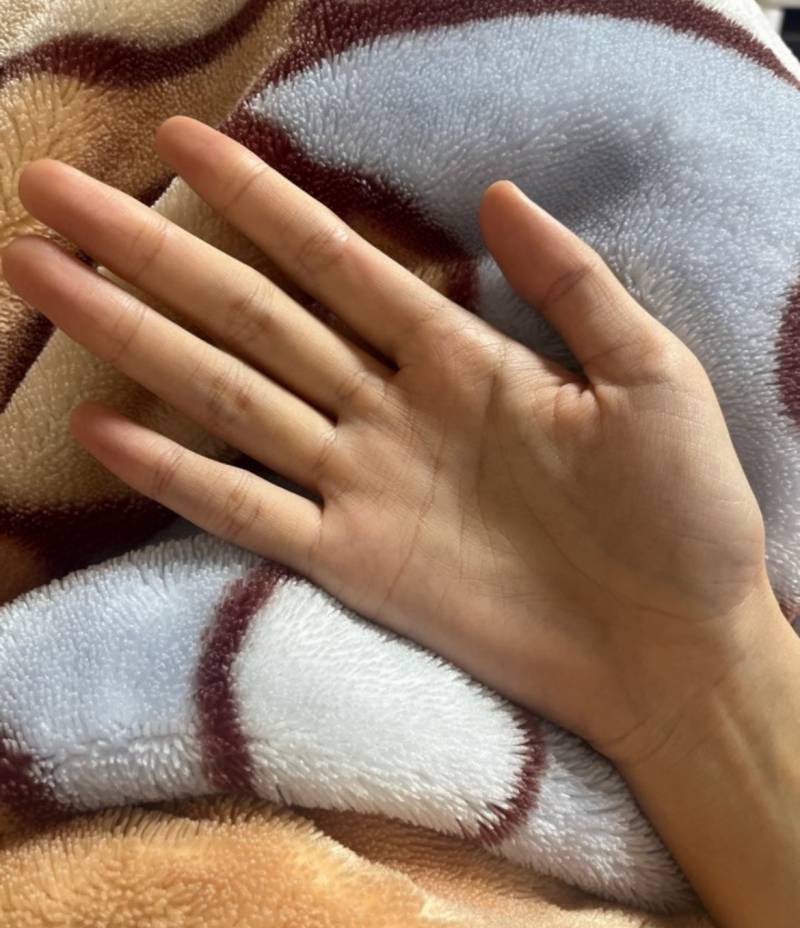 [잡담] 오늘따라 내 손 너무 징그러워보여 | 인스티즈