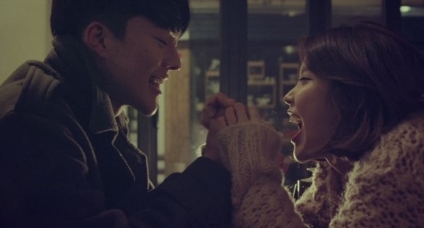 [잡담] 아이유 뮤비 남배 모음 | 인스티즈