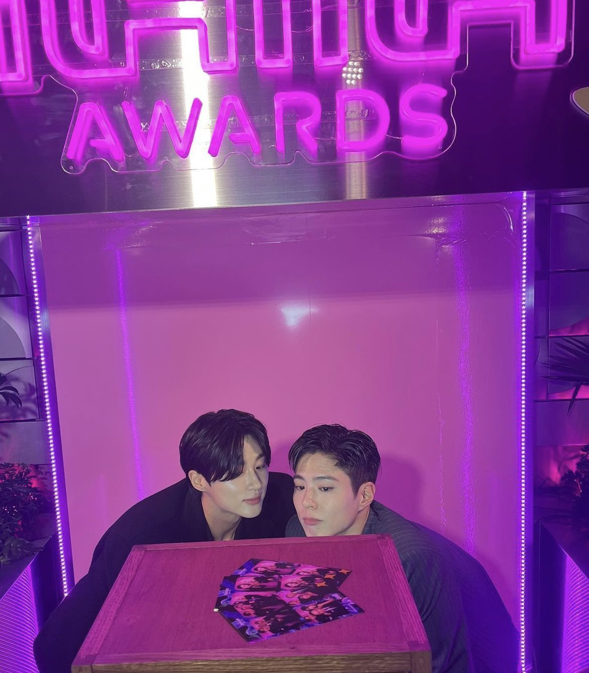 [잡담] 나 타팬인데 박보검 변우석 예전 마마투샷 훈훈했나봐 | 인스티즈