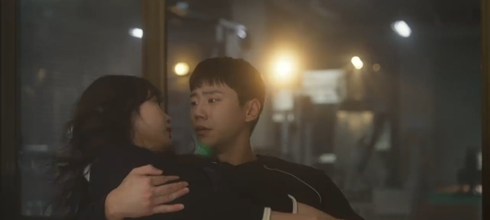 [잡담] 헬스클럽 남여주 자세는 설레이는데ㅋㅋ | 인스티즈