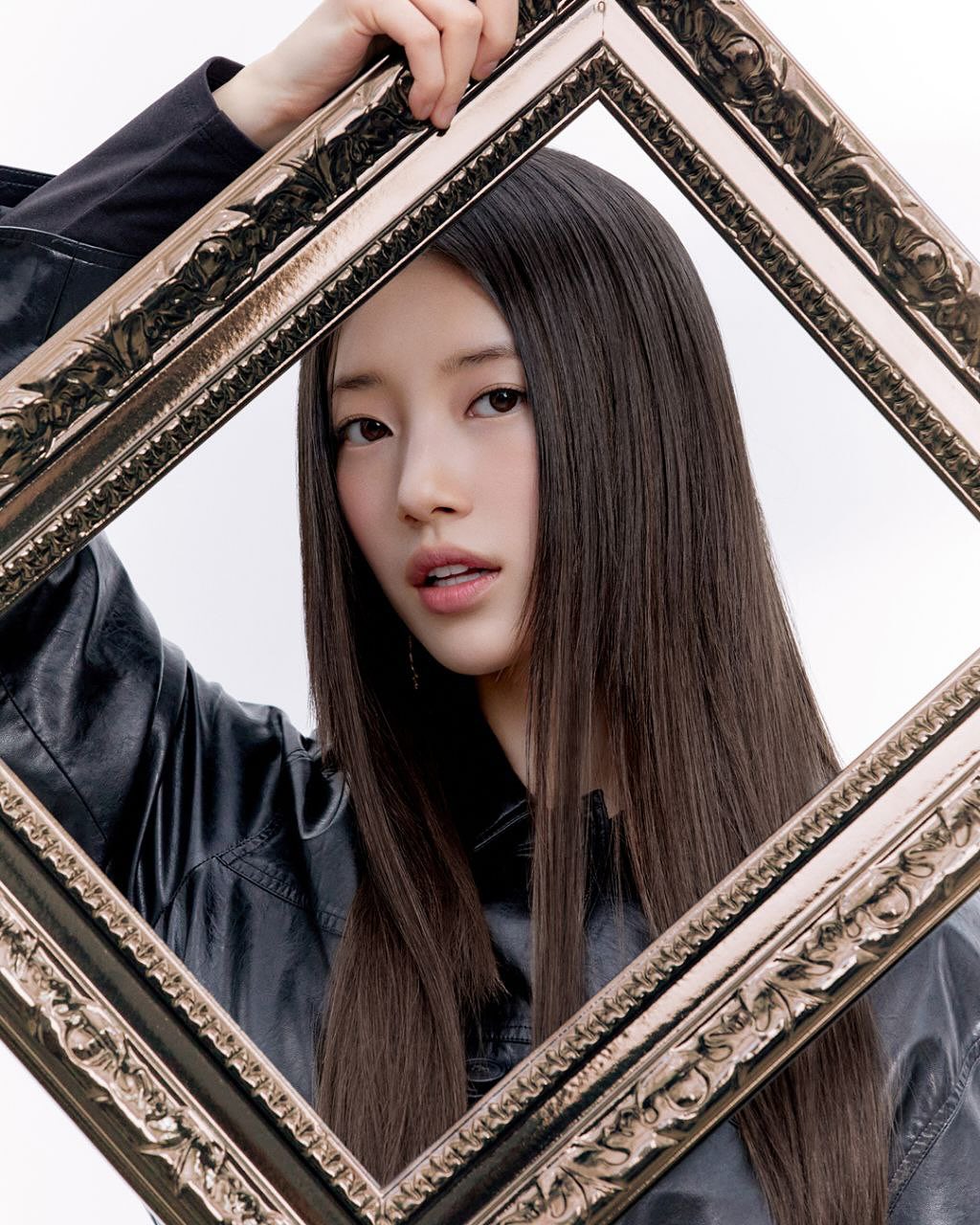 [잡담] 수지 개스화보 매번 느끼는거 특이하다 | 인스티즈