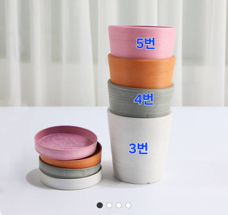 [잡담] 익들아 화분 예쁜 거 두개만 골라줄래? | 인스티즈