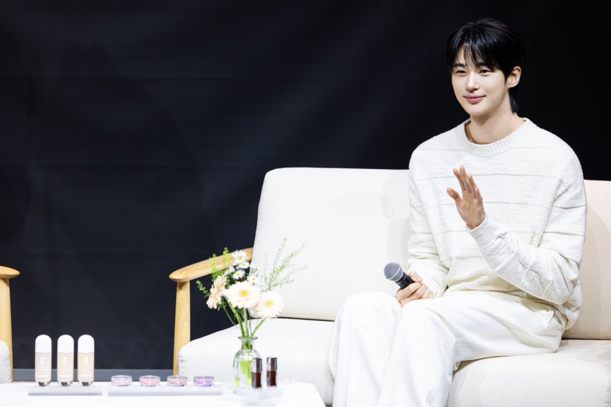 [정보/소식] 박슬기 씨 괜찮으세요? 변우석 눈빛이 왜 이리 달콤해 | 인스티즈