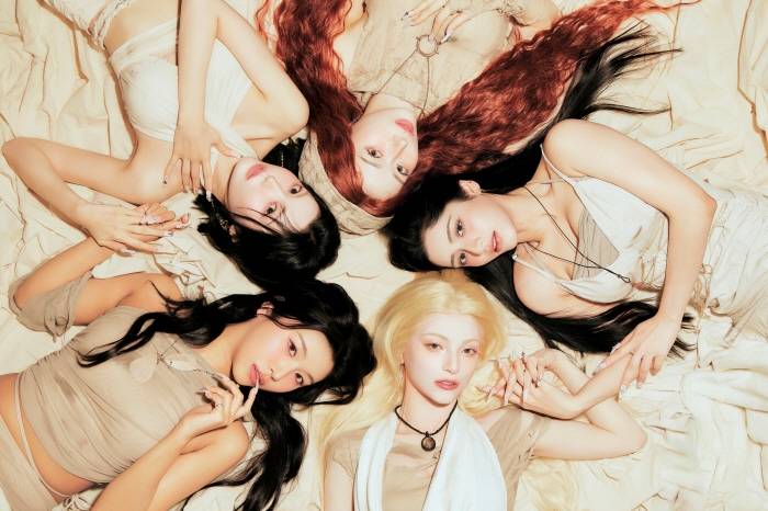 엑신(X:IN) 세 번째 미니앨범 콘셉트 포토 W ver | 인스티즈