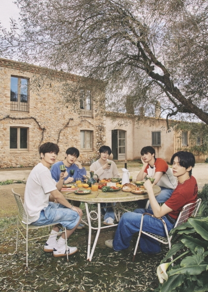 [정보/소식] TXT, 오늘(2일) 컴백 "독창적 청량미 보여줄 것” [일문일답] | 인스티즈