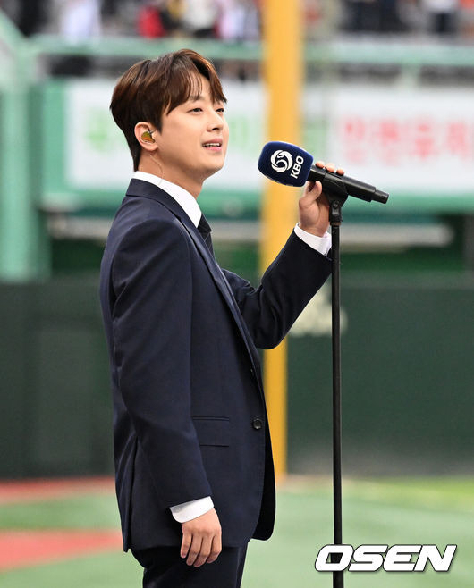 [정보/소식] "뽈룬티어 망했습니다”..야구 중계 호불호 갈린 이찬원, 축구 해설은? [Oh!쎈 이슈] | 인스티즈