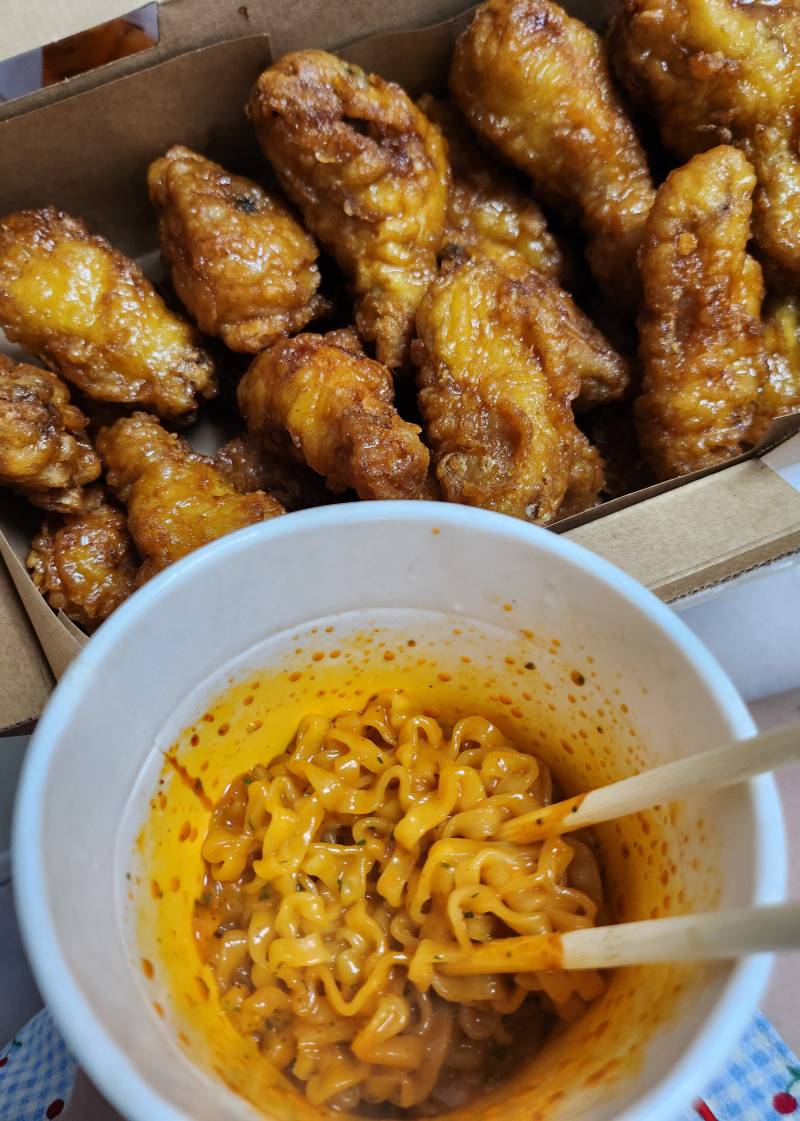[잡담] 지금 꽤 많이 행복함 | 인스티즈