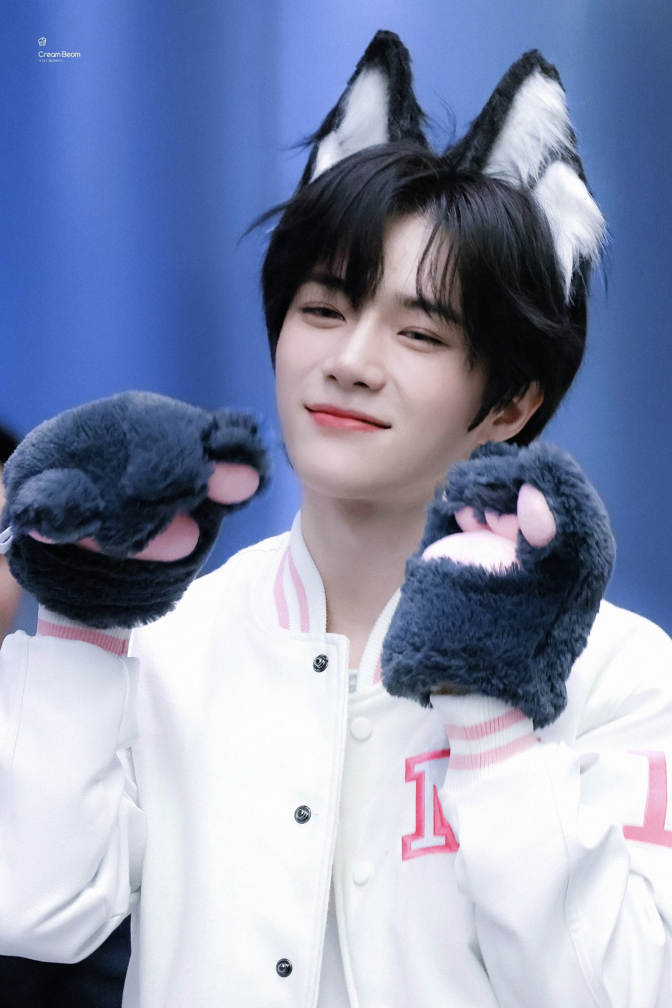 [잡담] 범규 볼 때마다 느끼는건데 넘 예쁘게 생김…! | 인스티즈