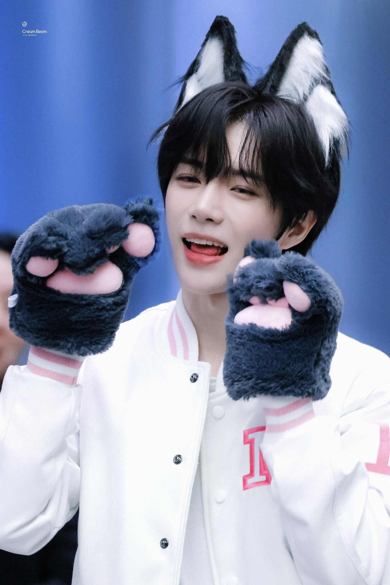 [잡담] 범규 볼 때마다 느끼는건데 넘 예쁘게 생김…! | 인스티즈