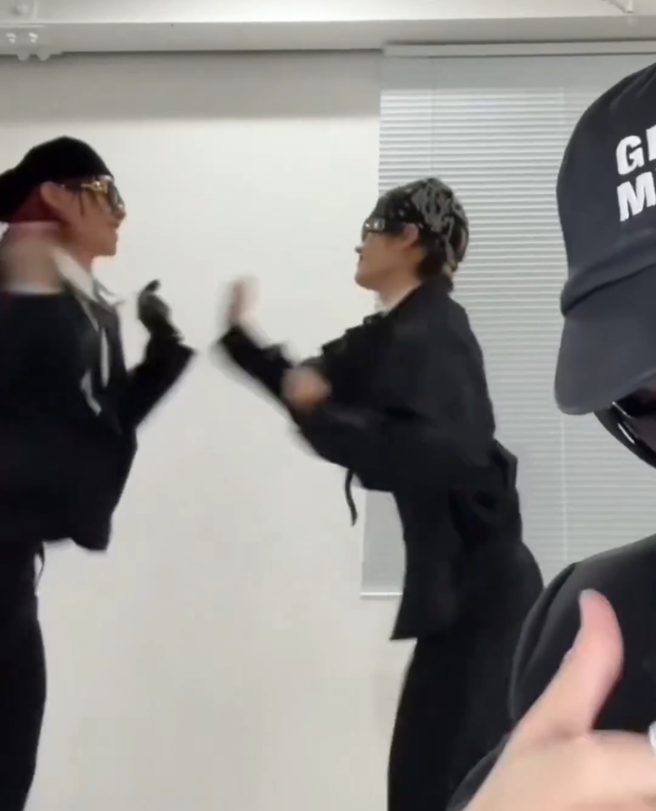 [잡담] 라이즈 잘나가다가 자꾸 중간에 | 인스티즈