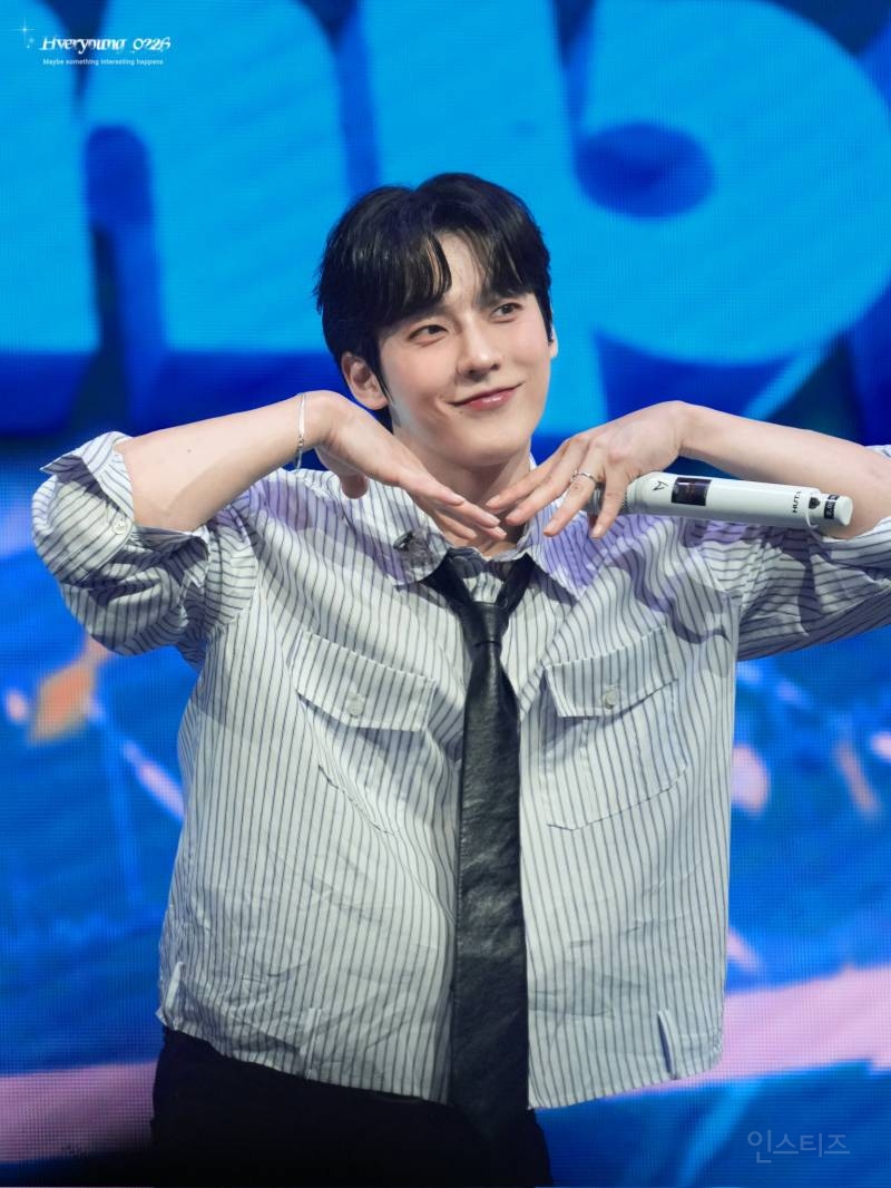 요즘 비주얼 물올랐다는 남돌 근황.jpg | 인스티즈
