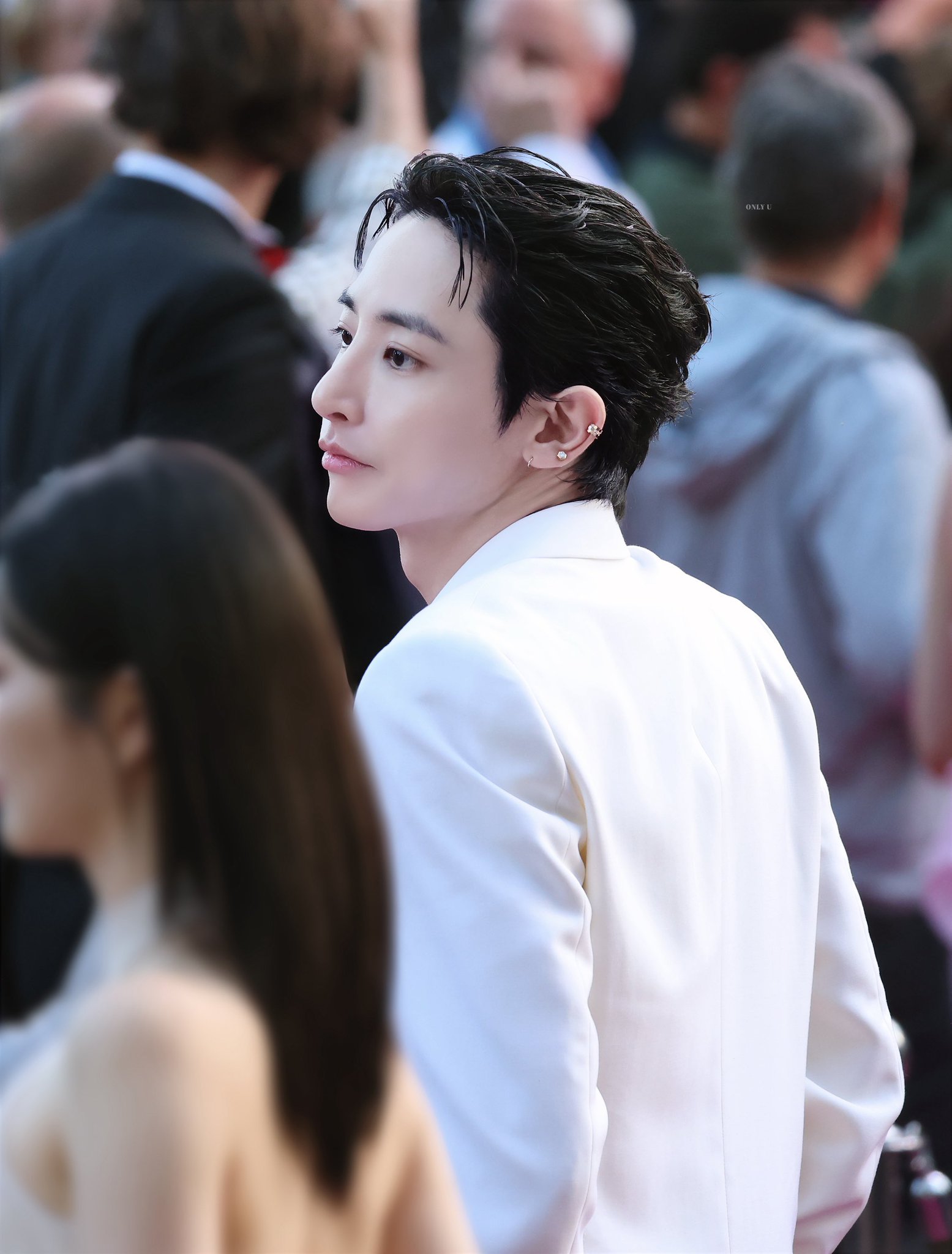 [잡담] 지디랑 이수혁 안닮았는데 닮은거 신기해 | 인스티즈
