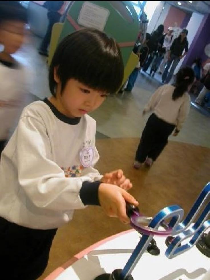 [잡담] 성찬이는 왜 이렇게 귀여운 걸까? | 인스티즈