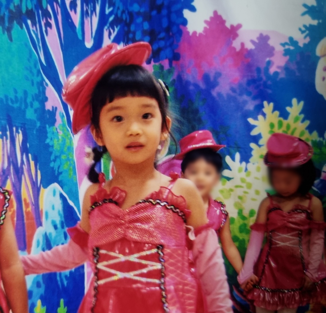 [잡담] 어린이날 기념 스테이씨 어렸을때 사진 떴는데 시은이랑 세은이 지금이랑 ㄹㅇ 똑같음ㅋㅋㅋㅋㅋㅋㅋㅋㅋㅋ | 인스티즈