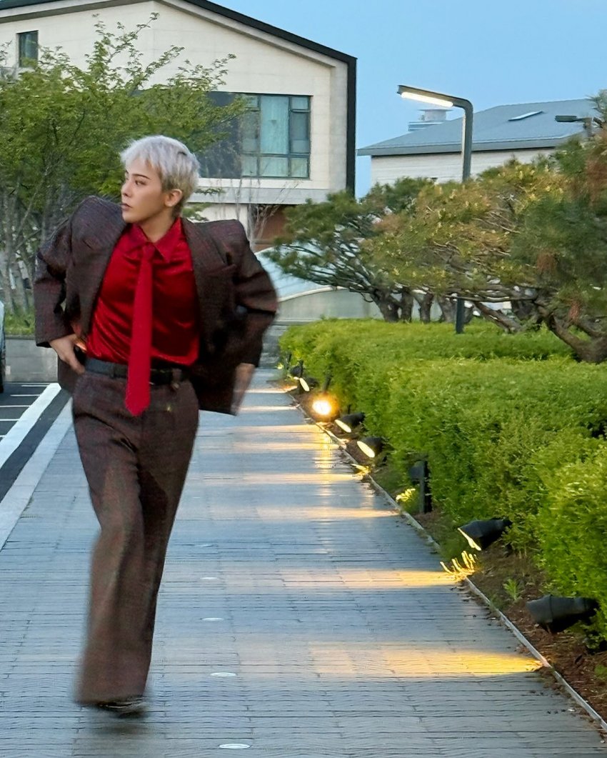 [잡담] 지디 골프대회장 얼굴 공격 미쳤다 | 인스티즈