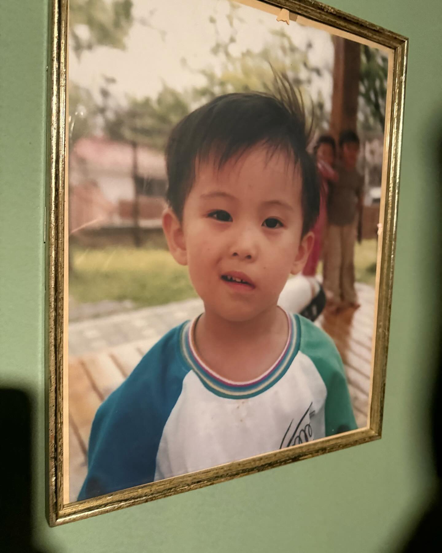 [잡담] 마크 오늘 올려준 아기 사진 이 표정이네 | 인스티즈