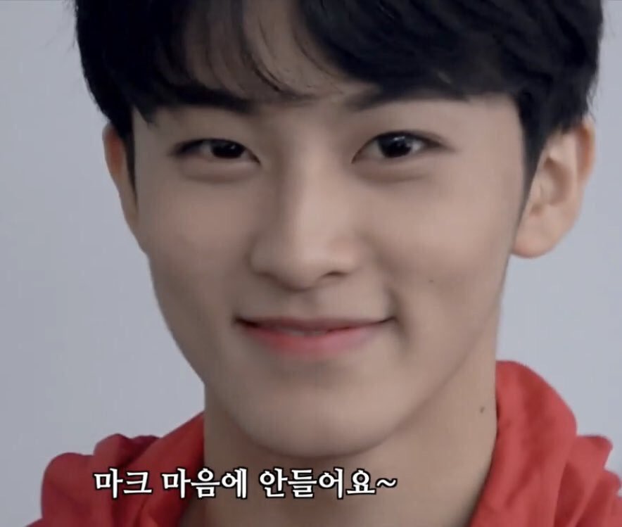 [잡담] 마크 오늘 뜬 어린이..드물지만 종종 봤던 표정 | 인스티즈