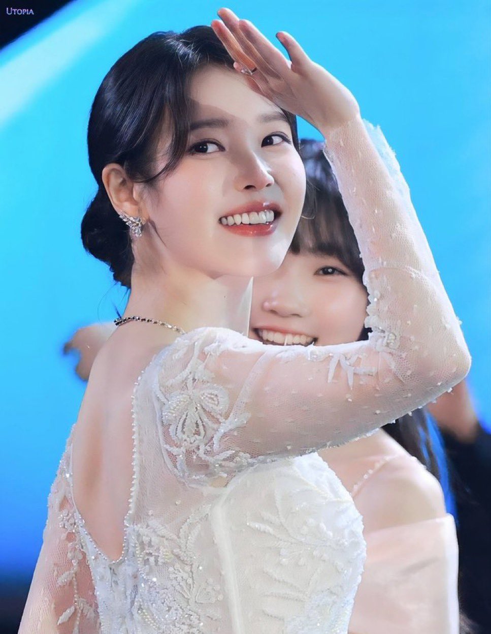 [잡담] 올해 백상 베스트 드레스 아이유가 뽑혔네 | 인스티즈