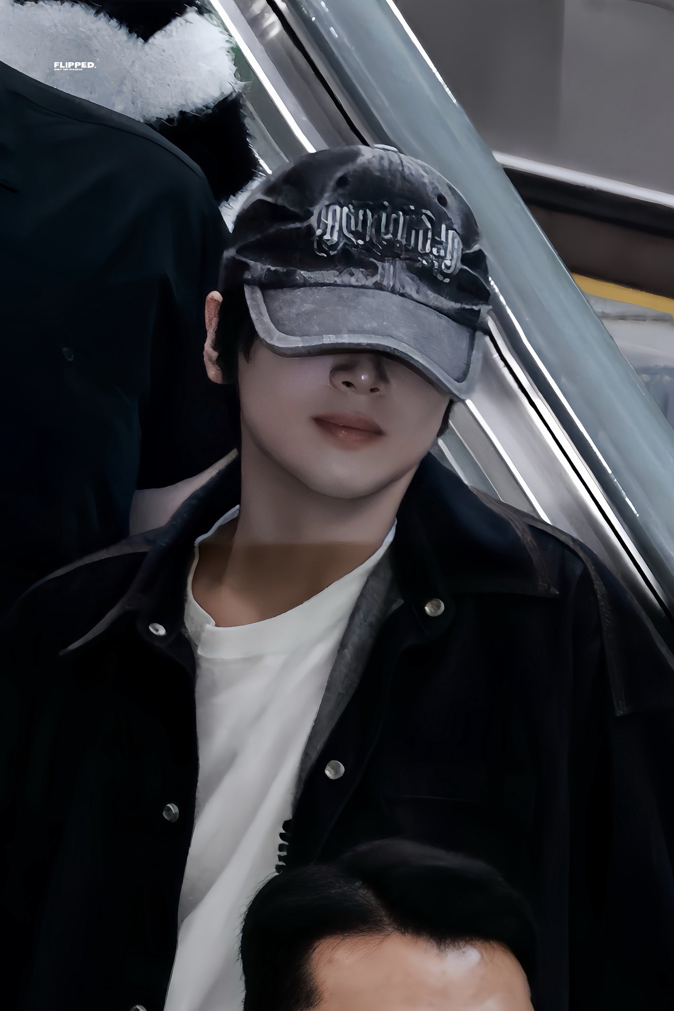 [잡담] 와 어제 해찬이 볼캡 쓴거 | 인스티즈