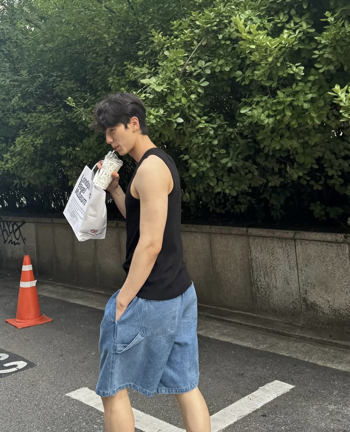 [잡담] 아 요즘 남배들 덩치 깔 너무 좋지않냐 | 인스티즈