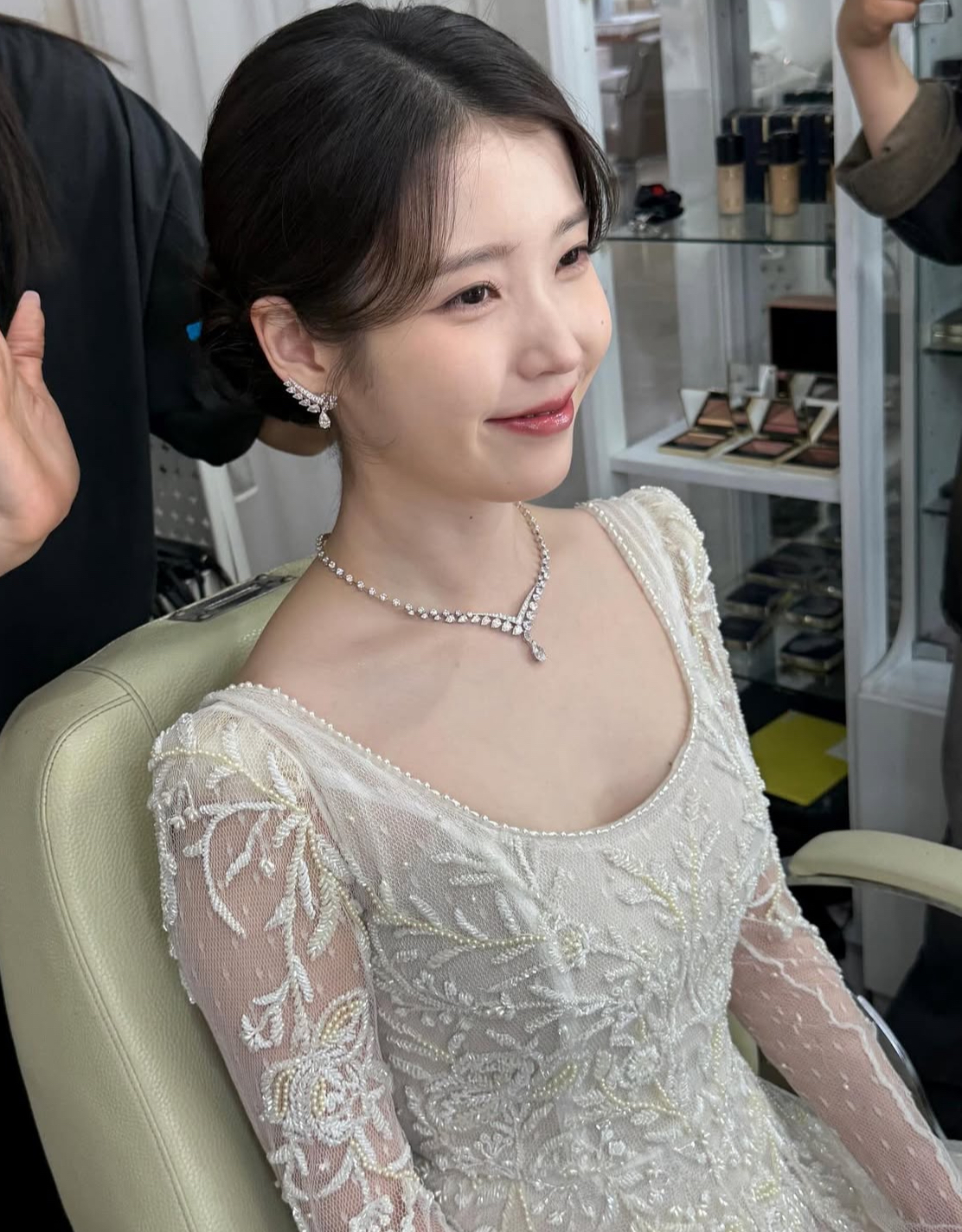 [잡담] 올해 백상 베스트 드레스 아이유가 뽑혔네 | 인스티즈
