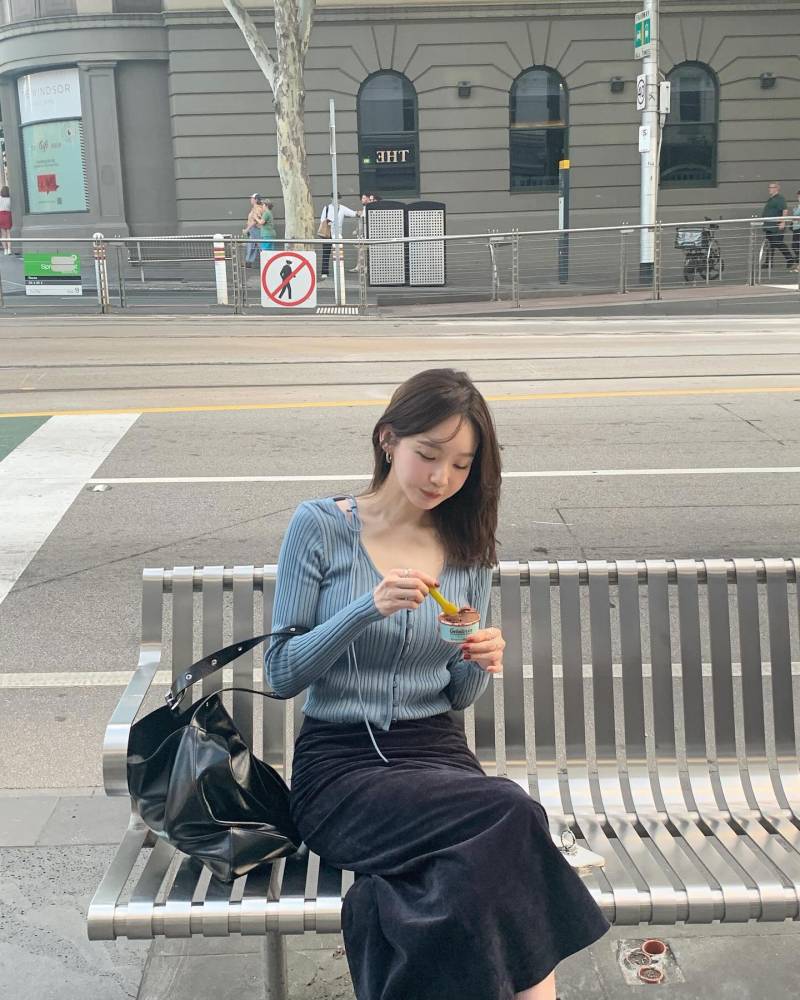 𝙅𝙊𝙉𝙉𝘼 놀랍다는 강민경 사복 변화.JPG | 인스티즈