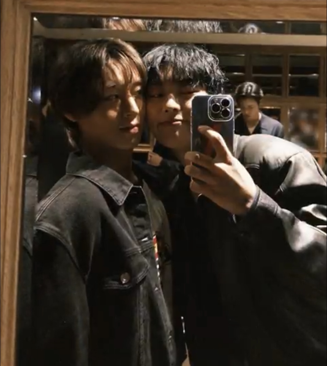 [잡담] 약영 지브이 비하인드 사진 이거머에요🙈🤭 | 인스티즈