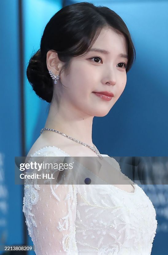 [잡담] 와 아이유 게티 너무 예쁜데 | 인스티즈