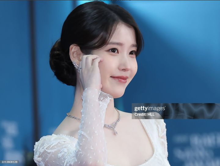[잡담] 와 아이유 게티 너무 예쁜데 | 인스티즈