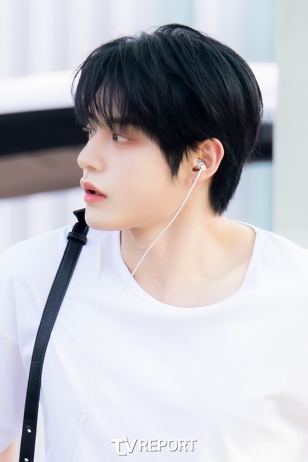 [잡담] 아 오늘 김지웅 예쁘다 | 인스티즈