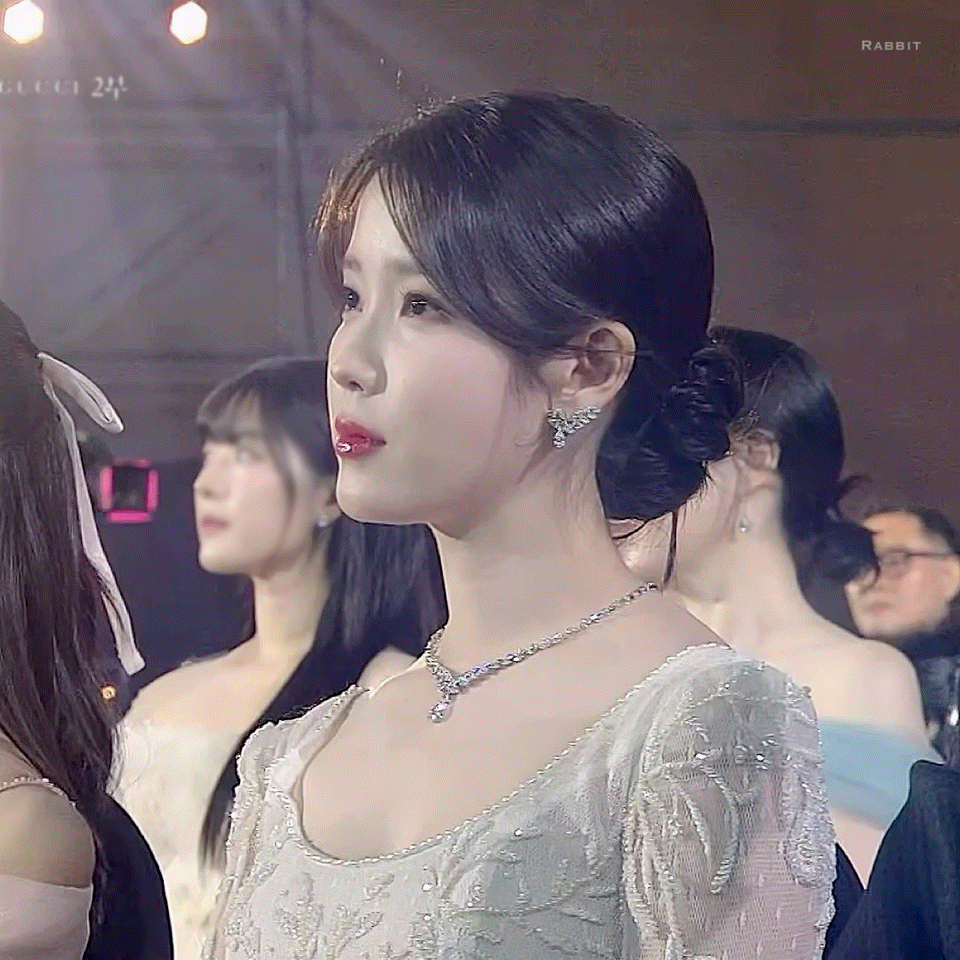 [잡담] 백상 아이유 진짜 레전드였다.. | 인스티즈