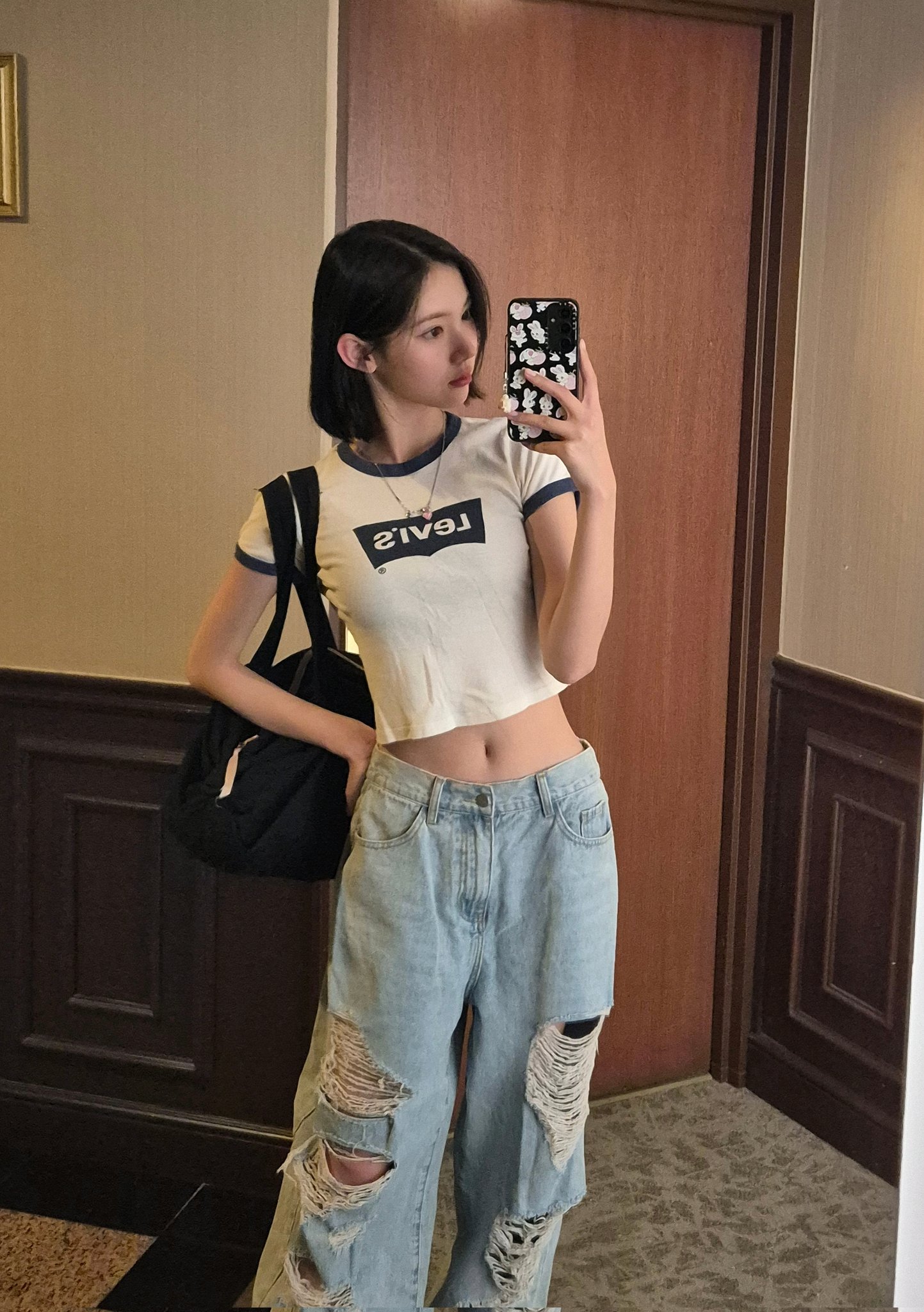 [잡담] 하투하 지우 뭔 배꼽모양도 이쁘냐 | 인스티즈
