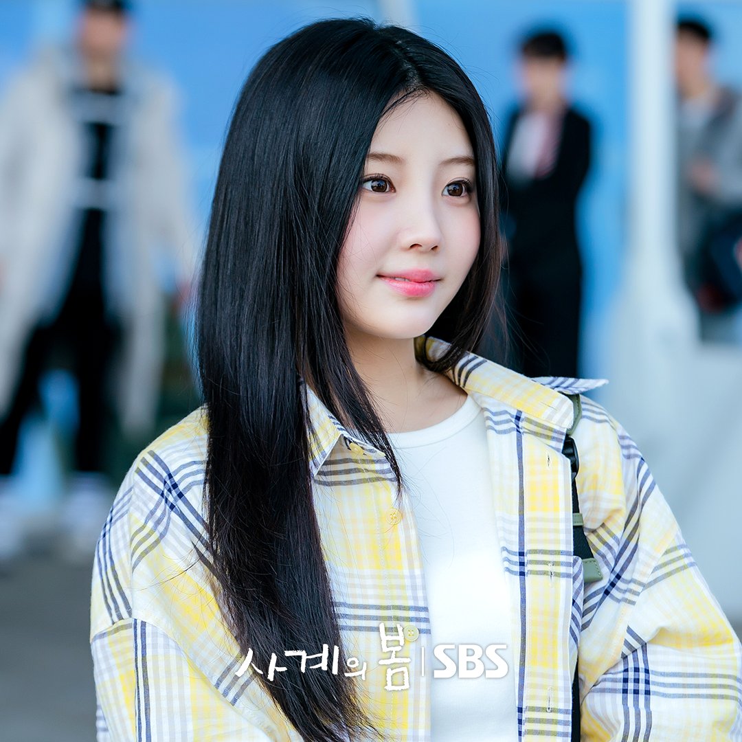 드라마 <사계의 봄> 역대급 까메오 라인업(조나단, 패트리샤, 정해인, 로운, 아일릿 원희, 이홍기 등등) | 인스티즈