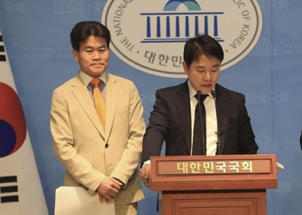 [정보/소식] "피 토하는 심정으로.." 이영돈 PD·전한길이 뭉쳤다 [공식] | 인스티즈