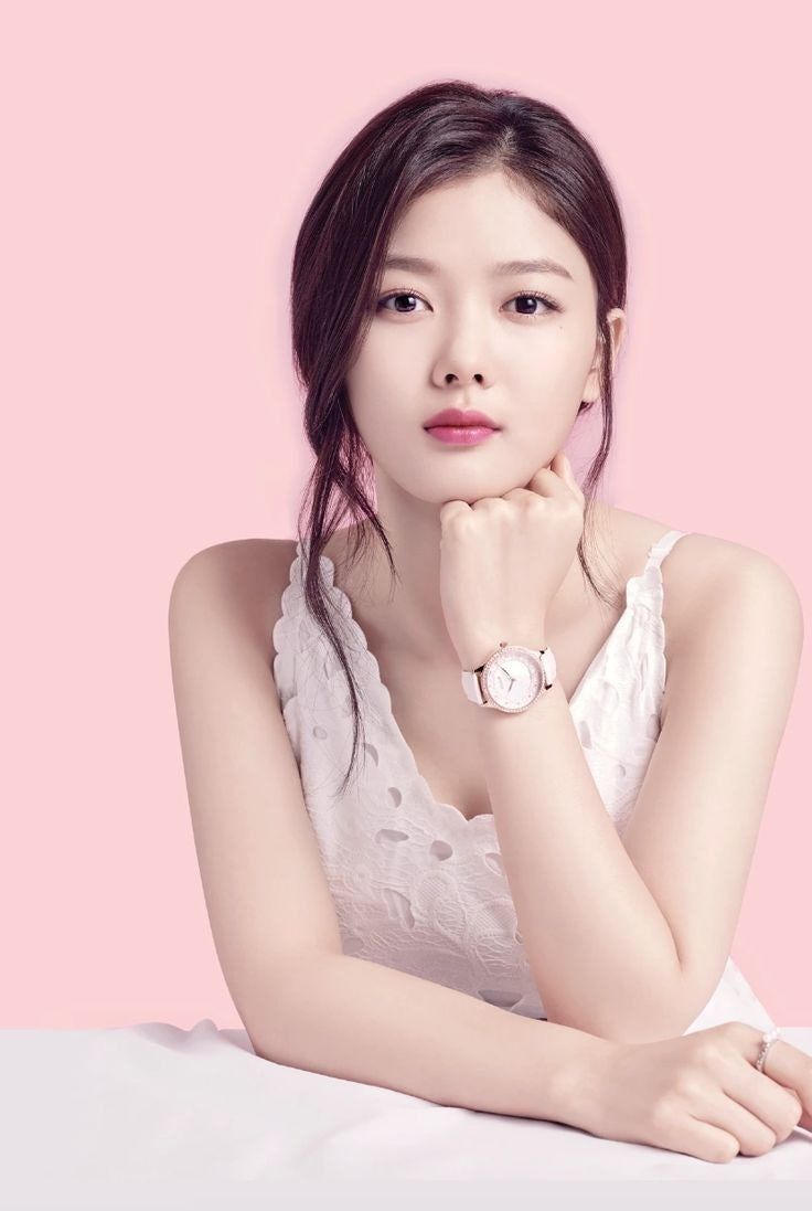[잡담] 김유정 어릴때랑 완전히 똑같이 큼 | 인스티즈