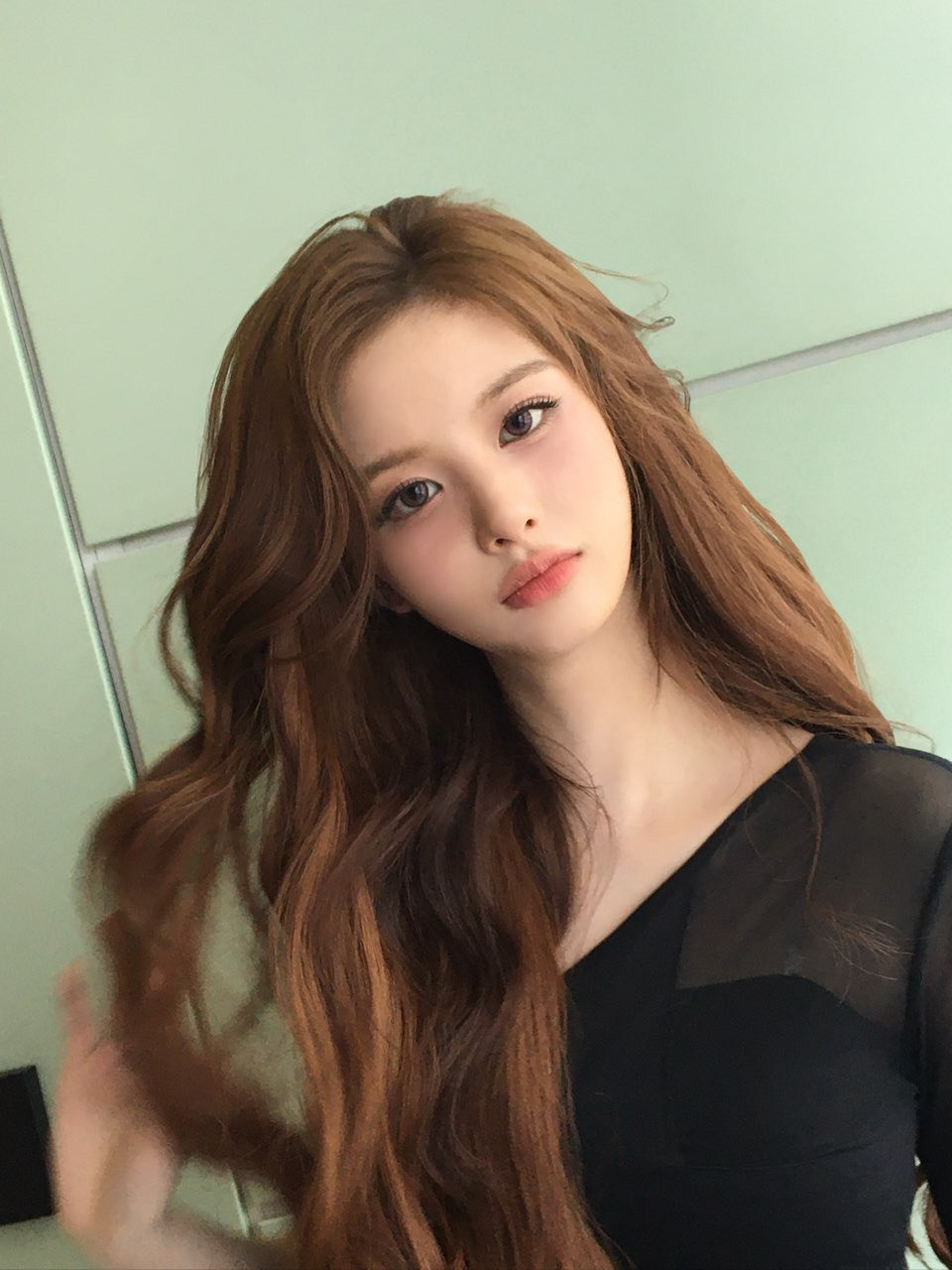 [잡담] 와 설윤 ㄹㅇ ai보다 더 ai | 인스티즈