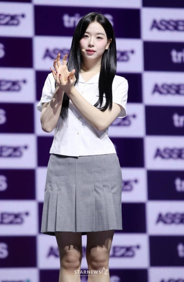 여고 느낌 제대로라는 트리플에스 실시간 쇼케이스.jpg | 인스티즈