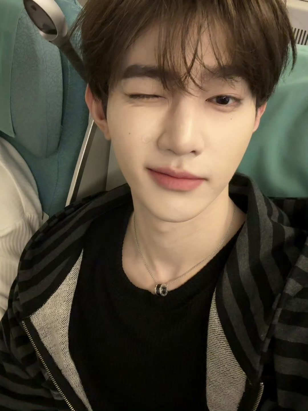 [잡담] 장하오 눈매가 ㄹㅇ 보물임 | 인스티즈