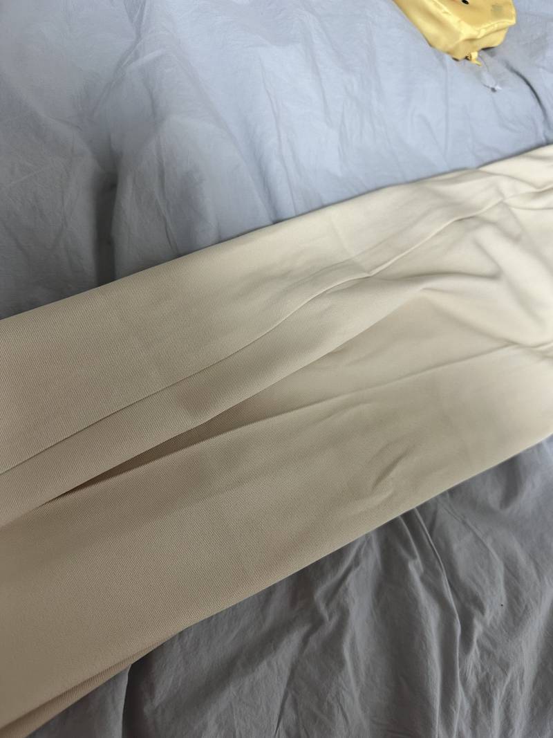 [잡담] 이런 하의엔 어떤 색의 상의가 ㄱㅊ을까 | 인스티즈
