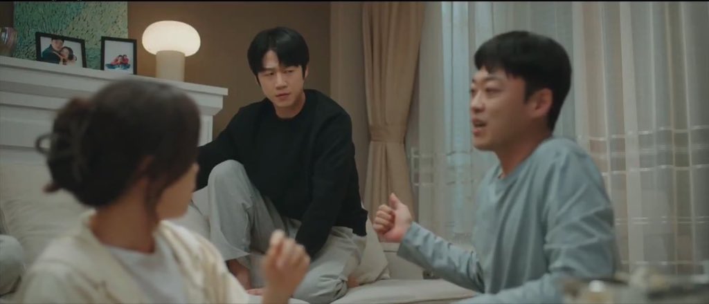 [잡담] 구도원 형 처다보는 표정 봐ㅋㅋㅋㅋㅋㅋㅋㅋㅋㅋ | 인스티즈