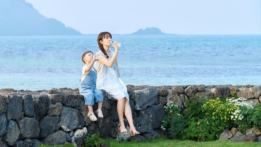 [잡담] 태하 삼다수 사진 개구ㅏ여워 엉엉 ㅠㅠㅠㅠㅠㅠ | 인스티즈