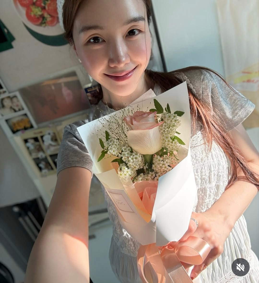 [잡담] 방민아도 쌍꺼풀 생겼네 | 인스티즈