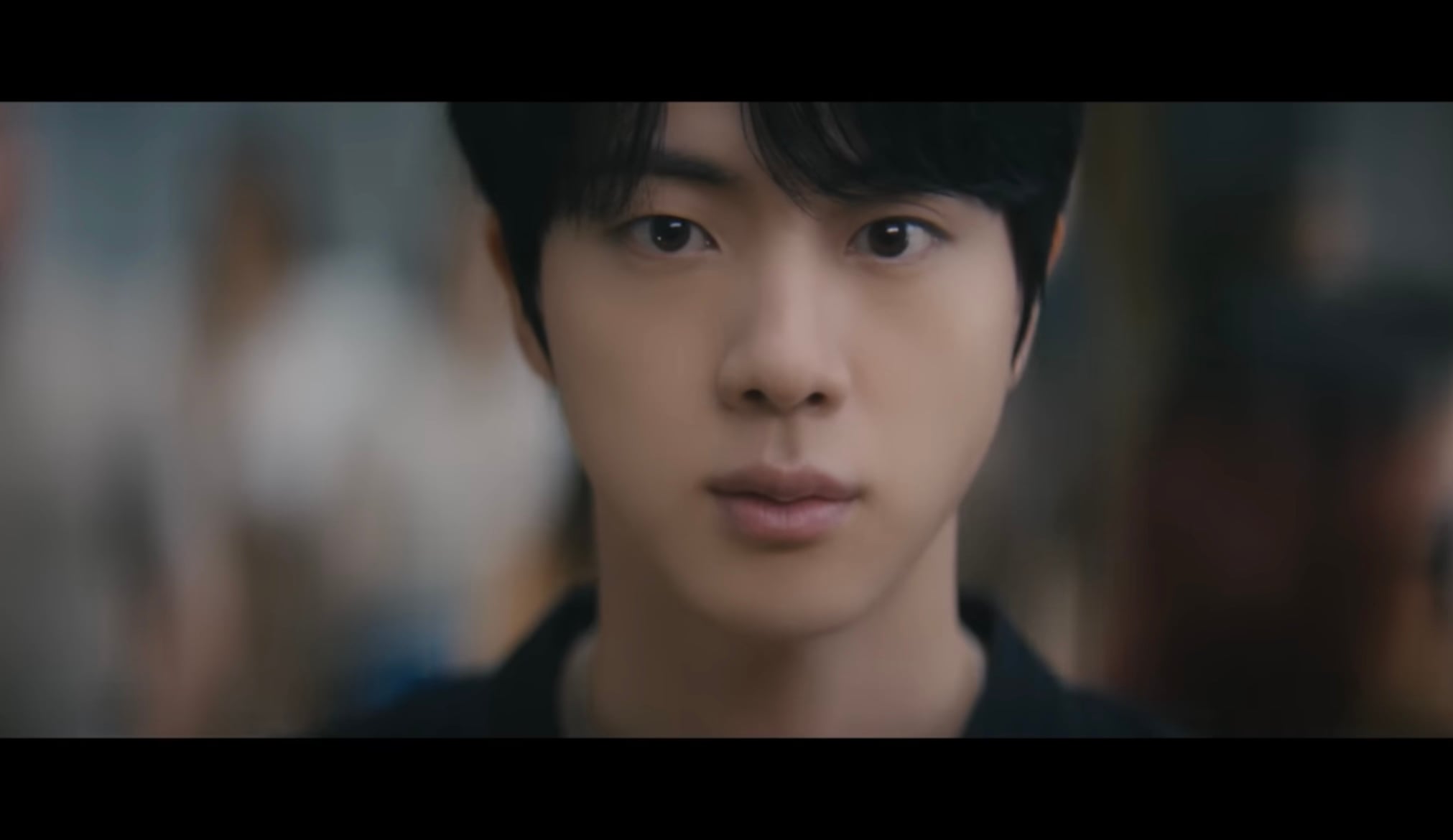 [잡담] 와 방탄 진이랑 신세경 뮤비 비주얼 난리났다 | 인스티즈